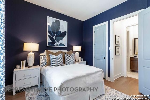Listing photo id 11 for 2958 Mckinnie