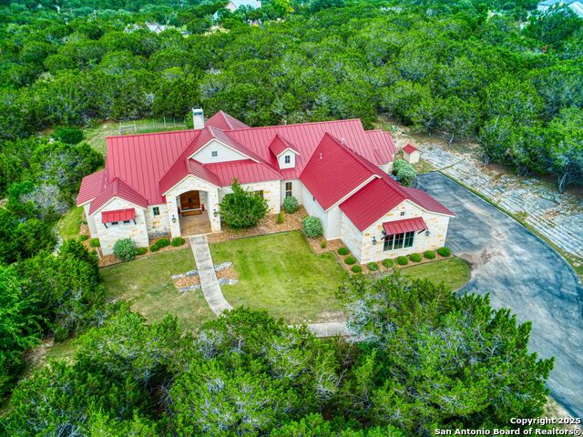 Listing photo id 34 for 103 Falcon Crest