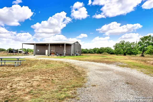 Details for 757 Joy  , Floresville, TX 78114
