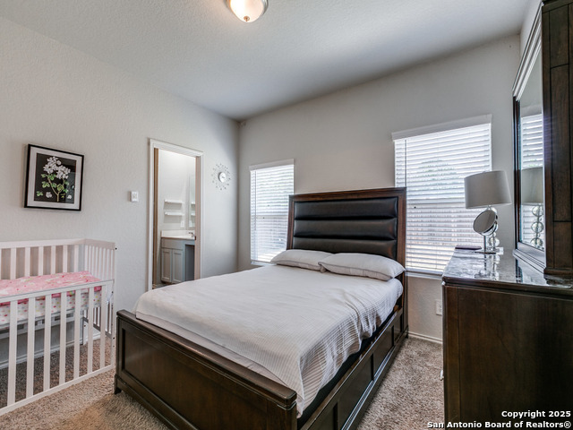Image 15 of 25 For 607 Pleasanton Spring