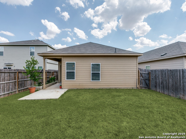 Image 24 of 25 For 607 Pleasanton Spring