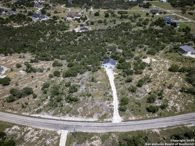 Image 15 of 19 For 37 Sabinas Ridge Rd