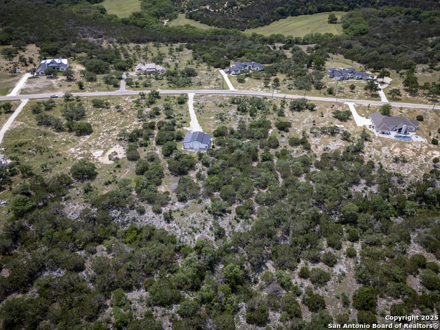 Image 18 of 19 For 37 Sabinas Ridge Rd