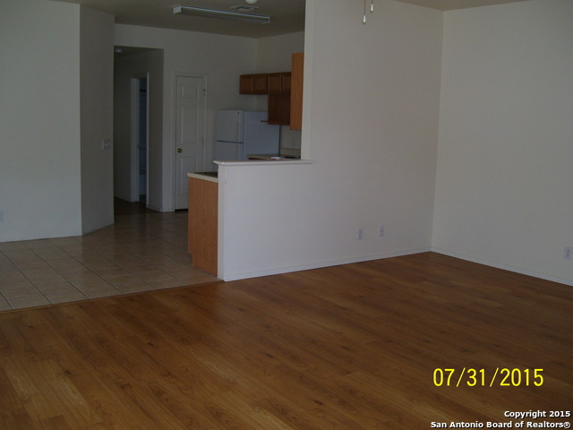 Image 2 of 6 For 5040 Anacacho St