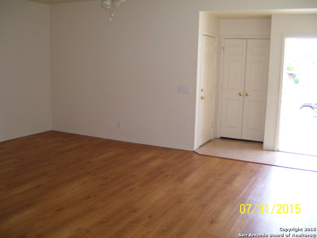 Image 3 of 6 For 5040 Anacacho St