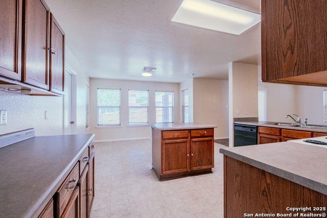 Image 11 of 51 For 7405 Forest Edge