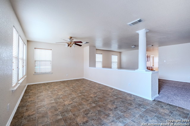 Image 4 of 51 For 7405 Forest Edge