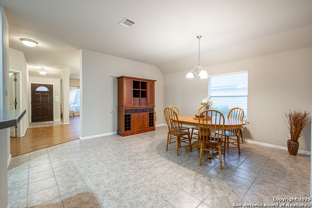 Image 12 of 40 For 8836 Gustine