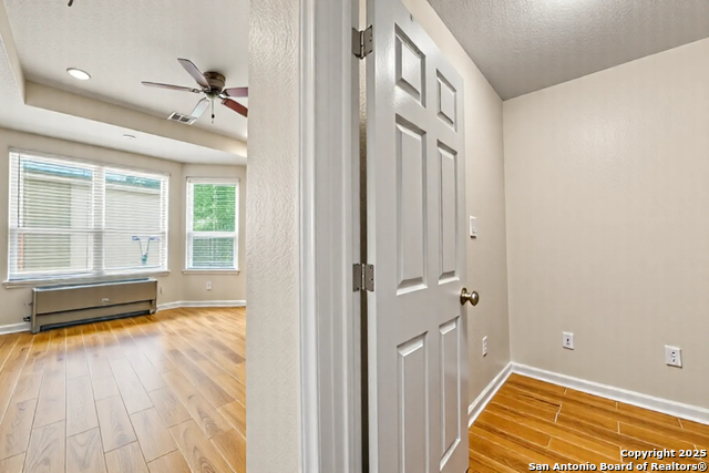 Listing photo id 11 for 9927 Sandy Fld