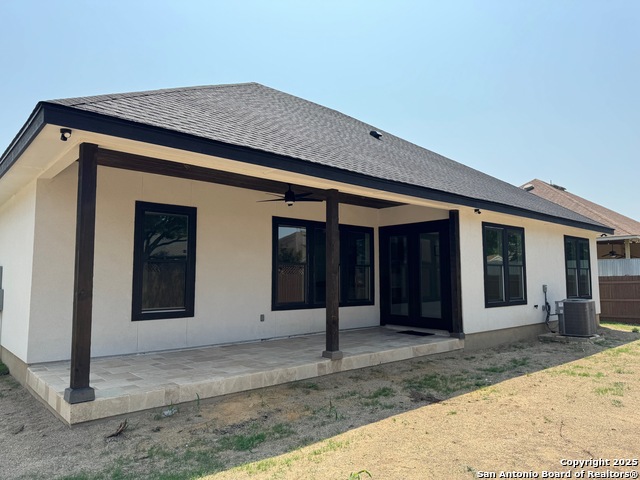 Listing photo id 16 for 15609 Fox Lane