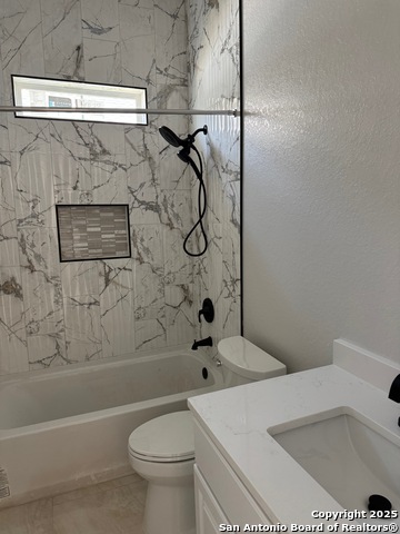 Listing photo id 7 for 15609 Fox Lane