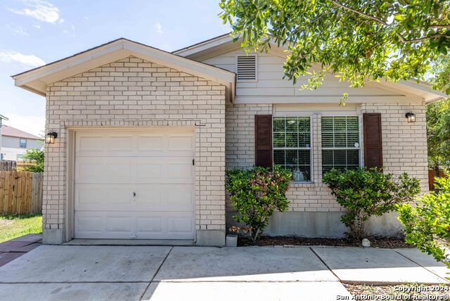 Details for 8434 Miners Pt, San Antonio, TX 78252