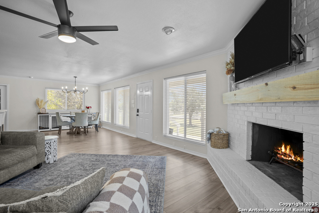 Listing photo id 7 for 220 Glenvalley