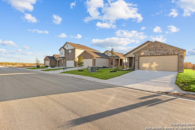 Listing photo id 3 for 4267 Winston Way
