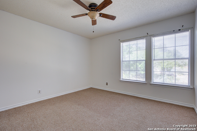 Image 27 of 41 For 10138 Sandbrook Hill