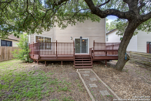 Image 31 of 41 For 10138 Sandbrook Hill