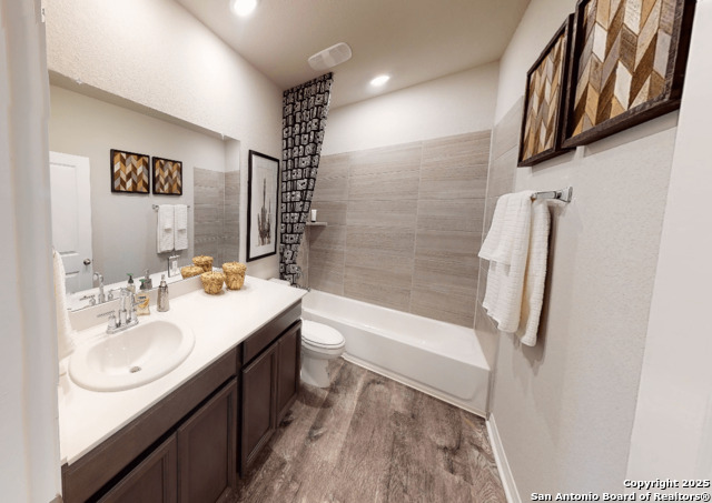 Image 9 of 12 For 25726 Rosey Way