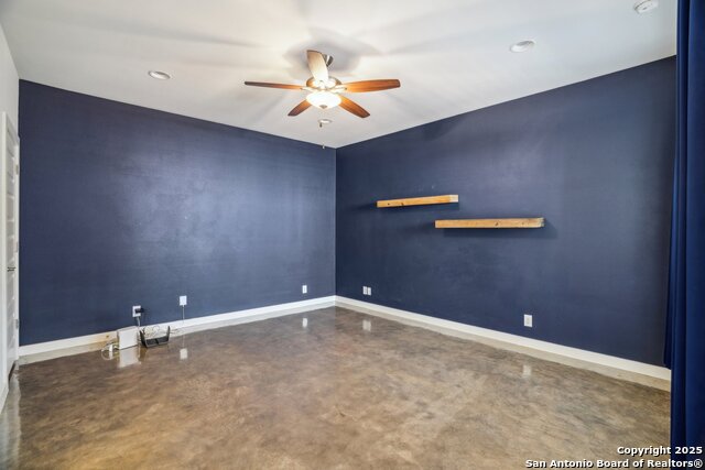 Image 19 of 40 For 1130 N Olive St