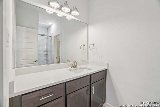 Image 21 of 40 For 1130 N Olive St