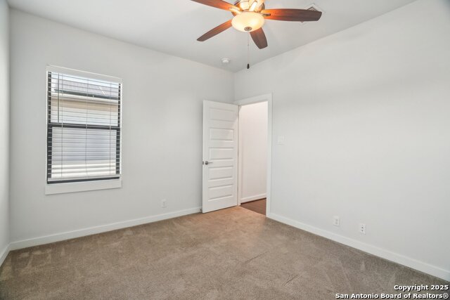Image 24 of 40 For 1130 N Olive St