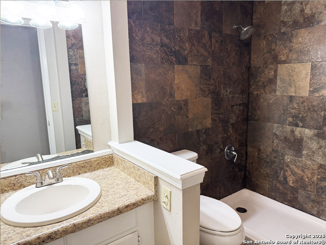 Listing photo id 6 for 12226 Valley Forge