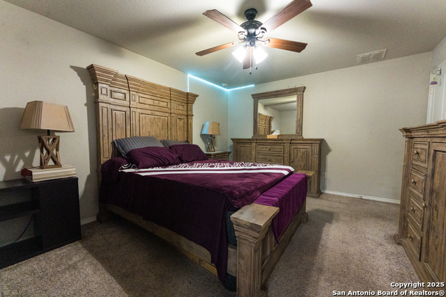 Image 22 of 36 For 9815 Marbach Garden