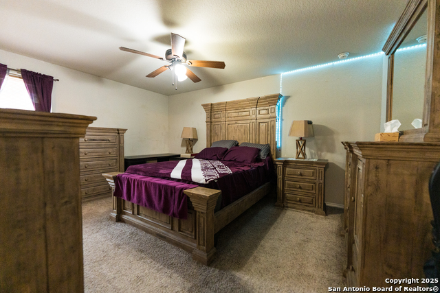Image 23 of 36 For 9815 Marbach Garden