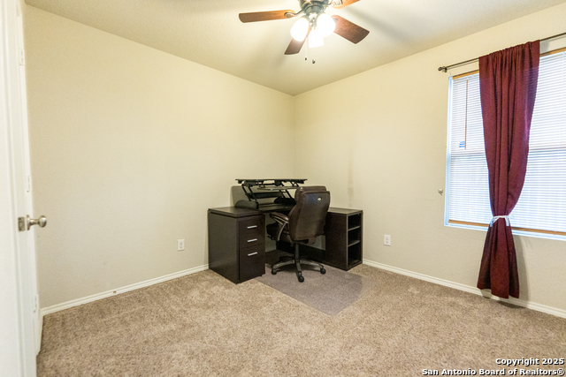 Image 27 of 36 For 9815 Marbach Garden