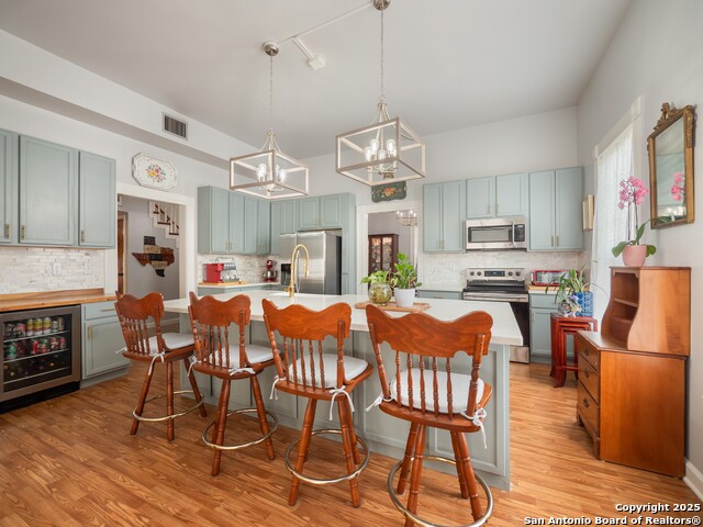 Listing photo id 11 for 2275 Huber Rd