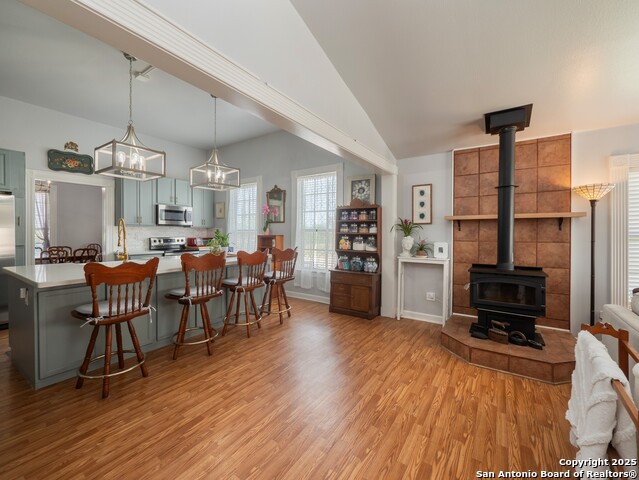 Listing photo id 14 for 2275 Huber Rd