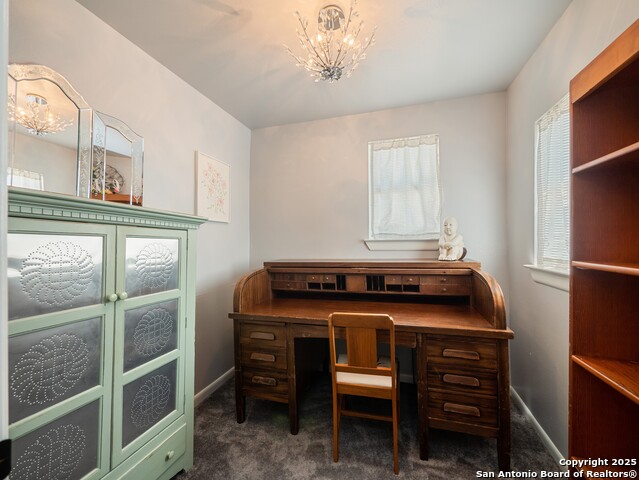 Listing photo id 33 for 2275 Huber Rd