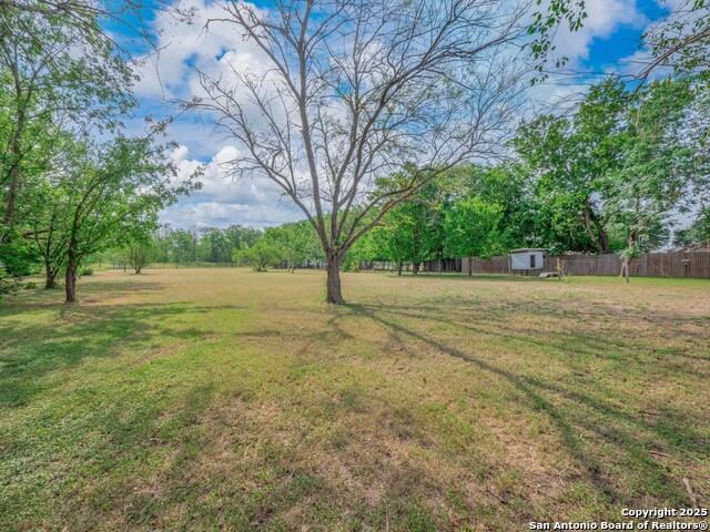 Listing photo id 45 for 2275 Huber Rd