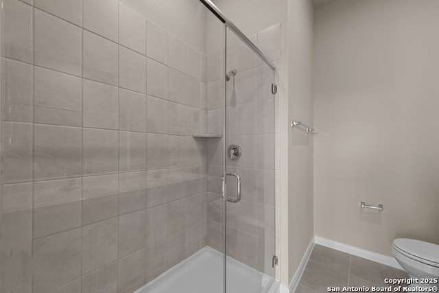 Listing photo id 10 for 4327 Carlotta Drive