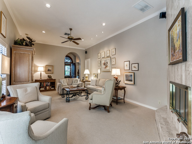 Listing photo id 21 for 11607 Elm Ridge