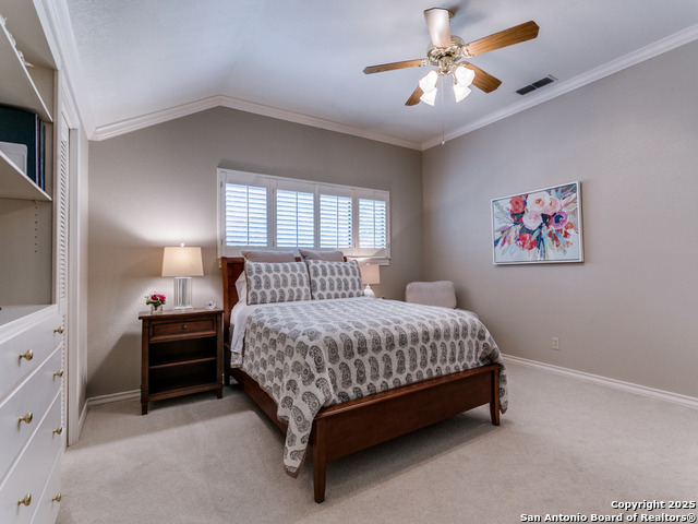 Listing photo id 31 for 11607 Elm Ridge