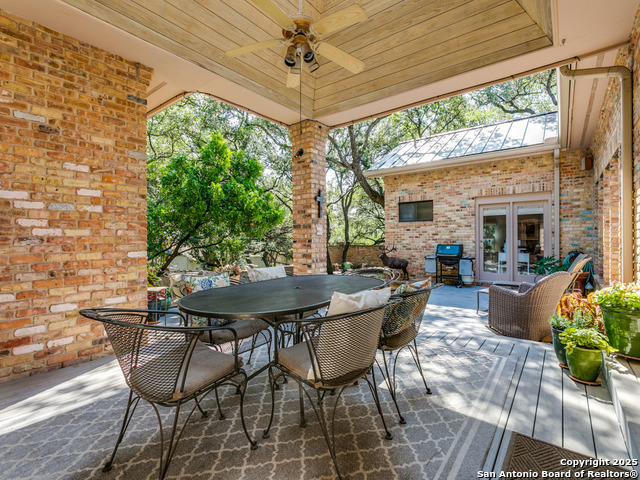 Listing photo id 36 for 11607 Elm Ridge