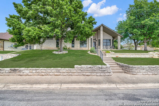 Details for 1804 Athens Ave, Kerrville, TX 78028
