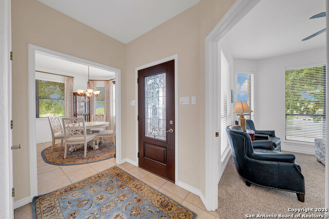 Listing photo id 3 for 1804 Athens Ave