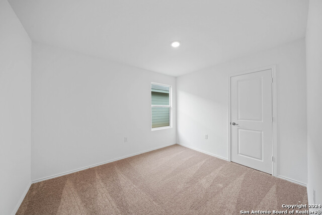 Image 20 of 25 For 13522 Verplank Bend