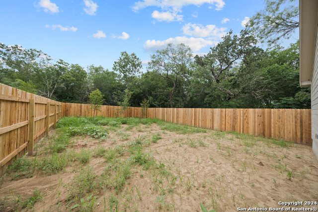 Image 24 of 25 For 13522 Verplank Bend