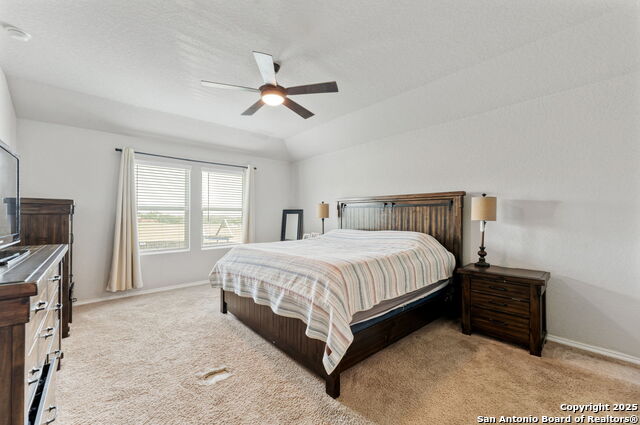 Listing photo id 11 for 2946 Daisy Meadow