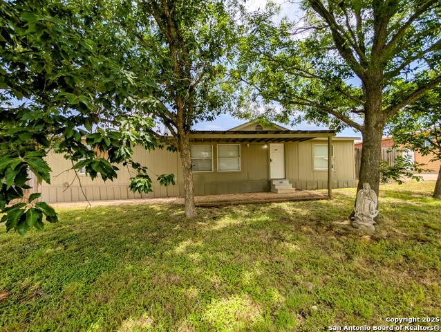 Details for 1131 Valeria, Marion, TX 78124