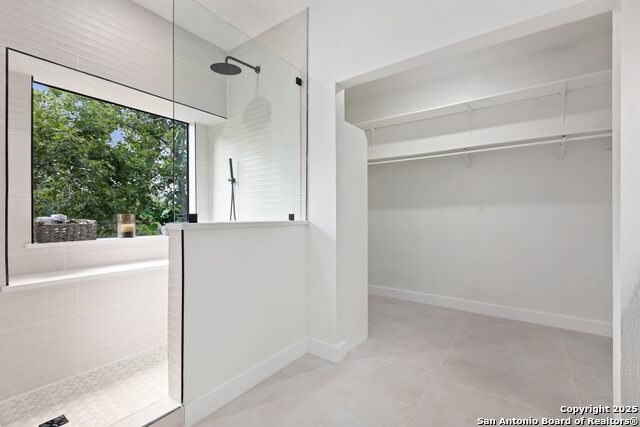 Image 34 of 54 For 959 Lightstone Dr