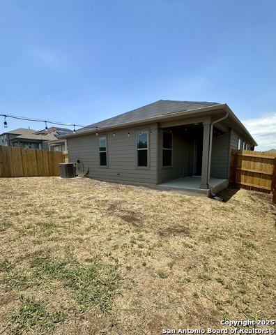 Image 21 of 22 For 10526 Salitrillo Bend