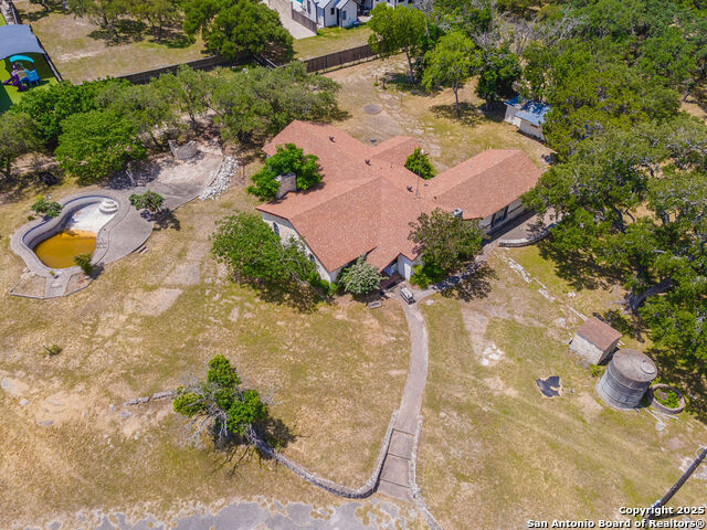 Listing photo id 10 for 30 Fm 1376