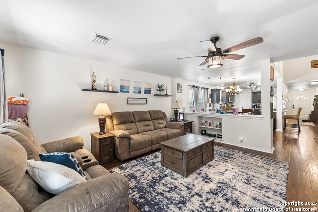 Listing photo id 12 for 1623 Rainy Brook