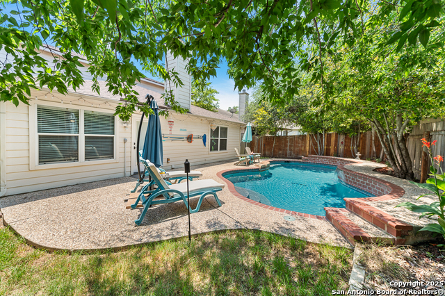 Listing photo id 23 for 1623 Rainy Brook