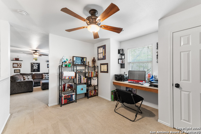 Listing photo id 34 for 1623 Rainy Brook