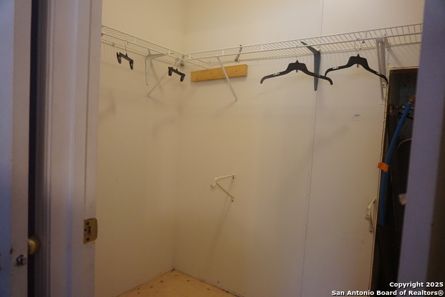 Listing photo id 17 for 23027 Fawn Trail Dr.