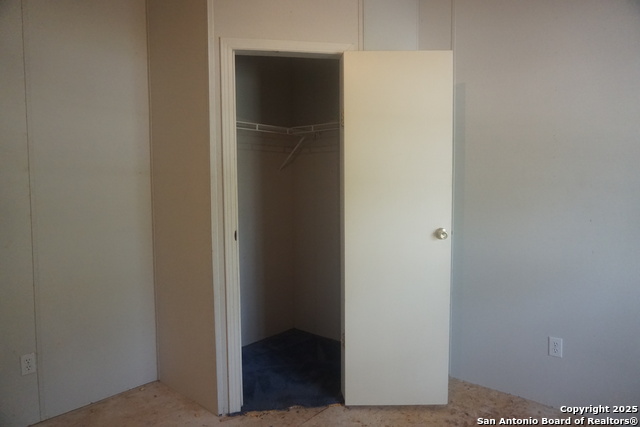 Listing photo id 21 for 23027 Fawn Trail Dr.